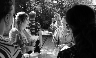 Eat & Meet powered by ZOZIJ