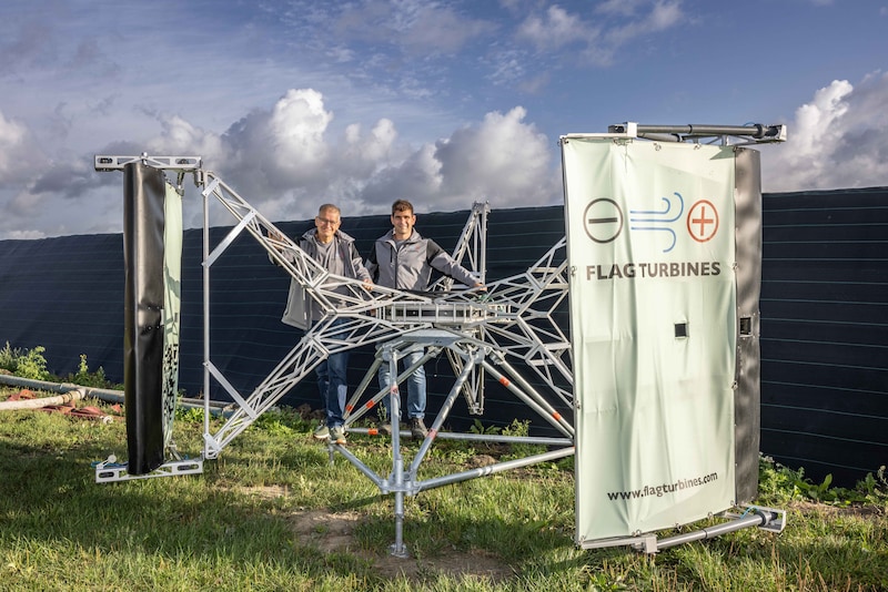 Met de vlagturbines kunnen ondernemers niet alleen elektriciteit opwekken ze kunnen ook als reclamevlaggen worden gebruikt 