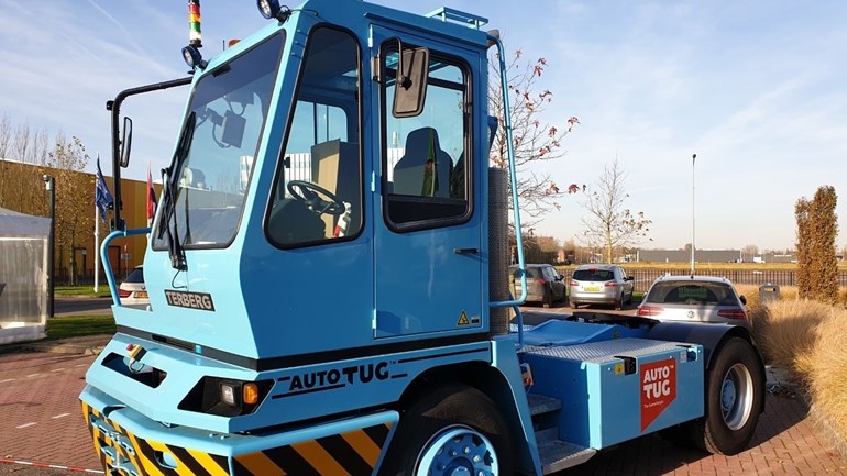 Dit soort zelfrijdende trucks worden gebruikt in Zeeland maar dan zonder cabine foto Omroep Zeeland